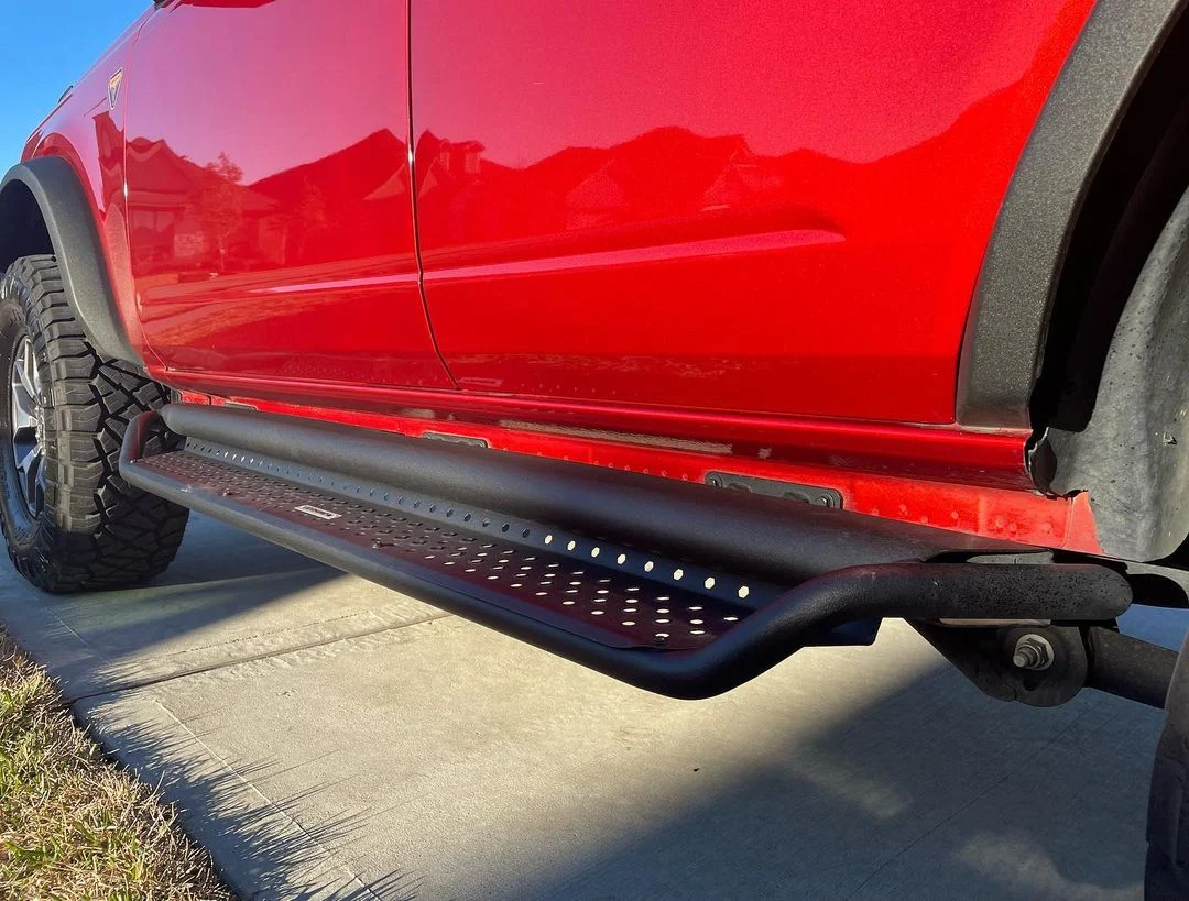 Go Rhino Dominator Xtreme D1 Side Steps Kit - 2021-2026 Ford Bronco