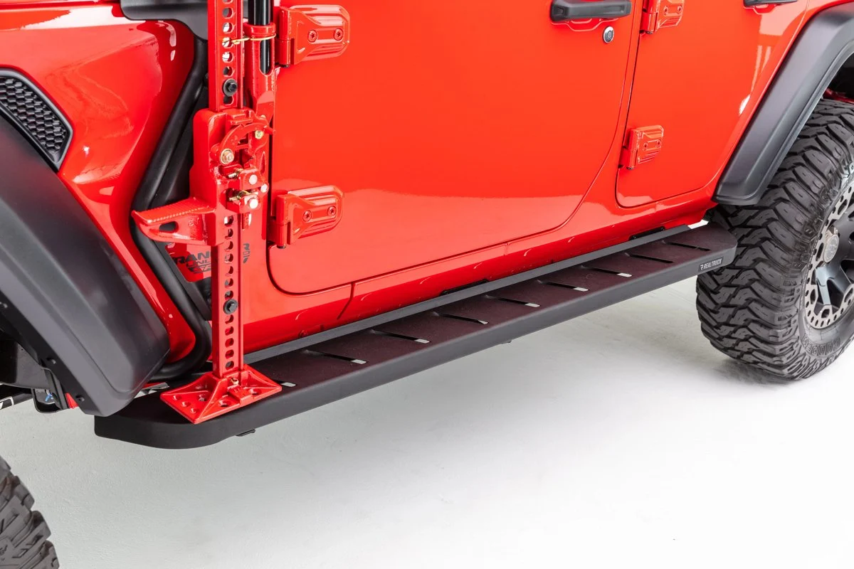 Go Rhino RB10 Running Boards Kit - 2018-2026 Jeep Wrangler Jlu (63450673PC)