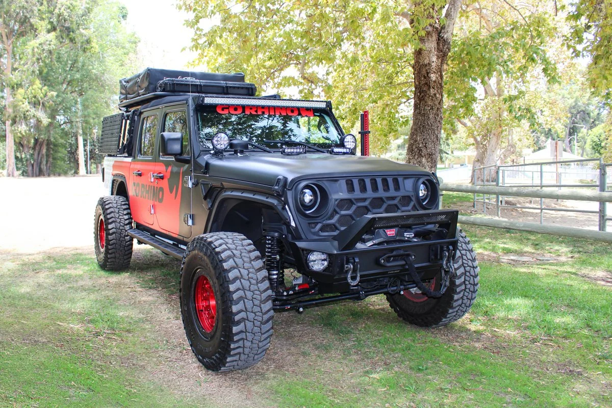 Go Rhino RB10 Slim Running Boards Kit - 2020-2026 Jeep Gladiator JT (63451687SPC)