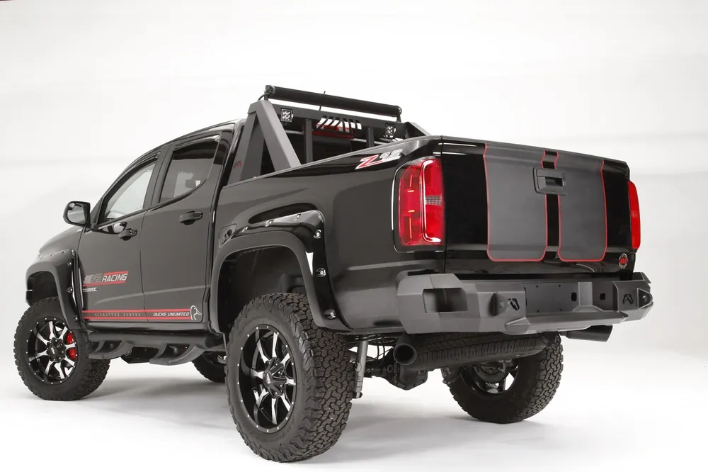 Fab Fours Premium Rear Bumper (CC15-W3350-1)