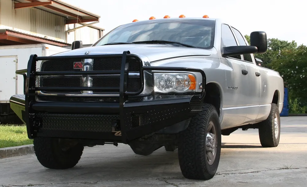 Fab Fours Black Steel Front Bumper - Ram 2500-5500 (DR03-S1060-1)