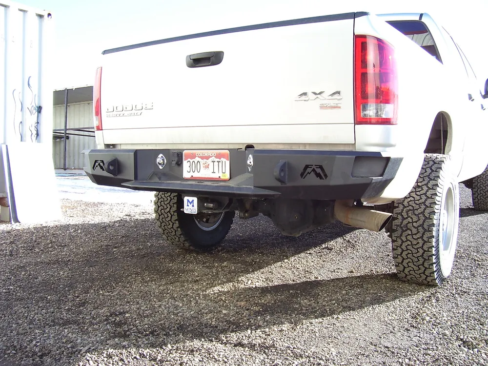 Fab Fours Heavy Duty Rear Bumper (DR03-W1050-1)