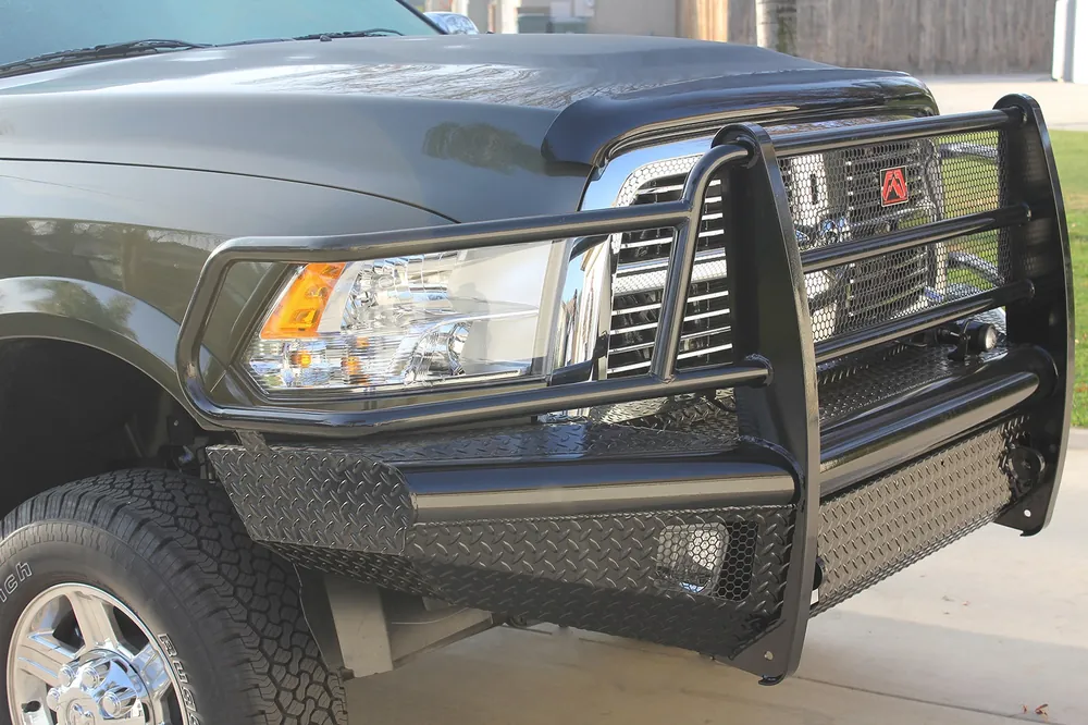 Fab Fours Black Steel Front Bumper - Ram 2500-5500 (DR10-S2960-1)