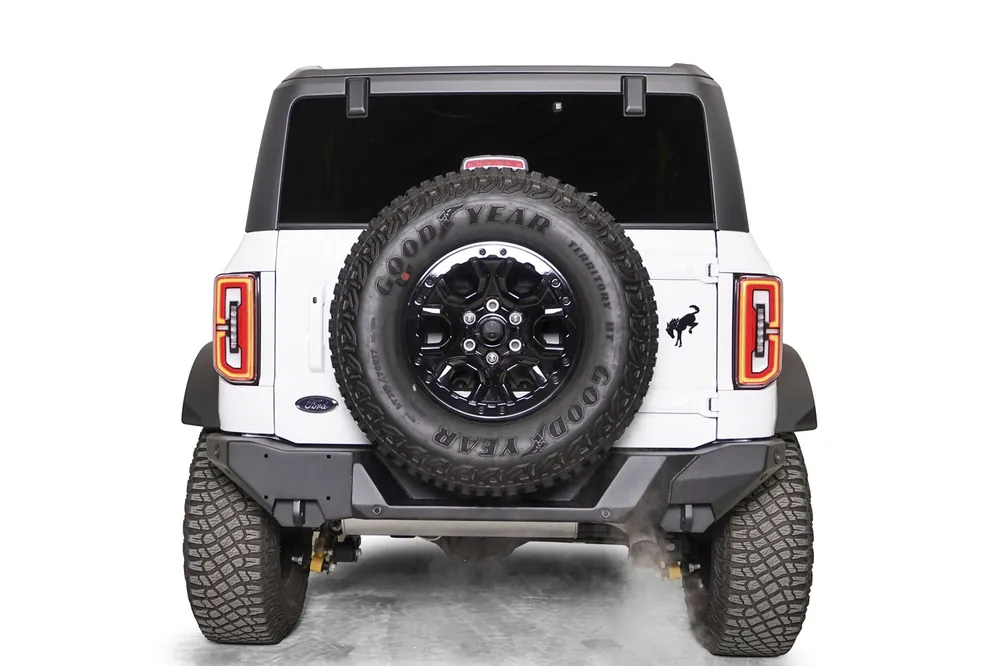 Fab Fours Premium Rear Bumper - Ford Bronco (FB21-Y5251-1)
