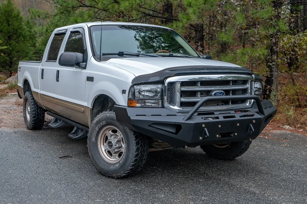 Fab Fours Red Steel Front Bumper - Ford Super Duty (FS99-RS1662-1)