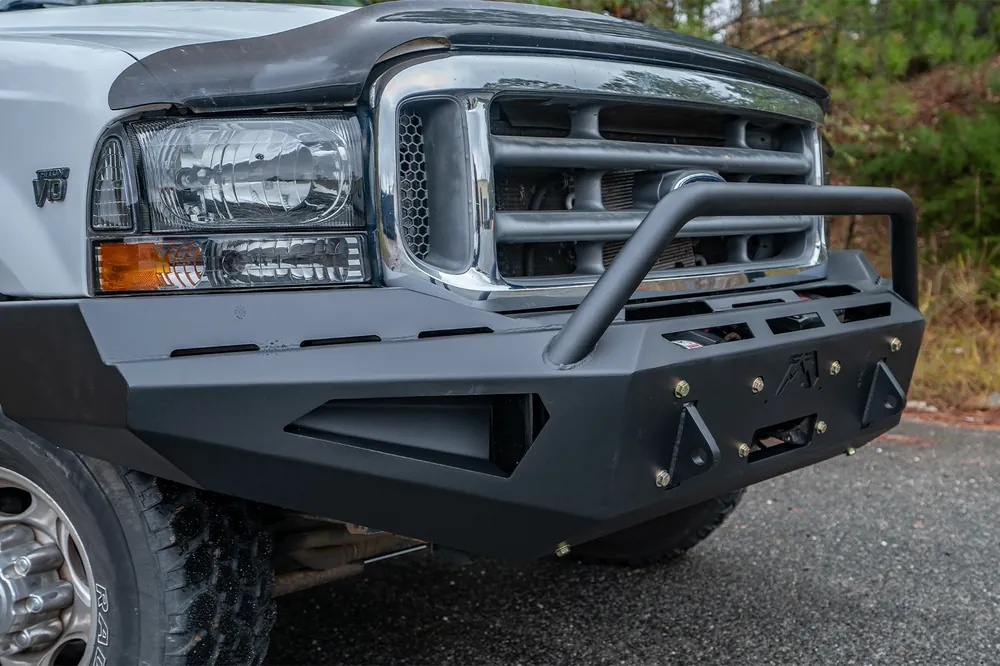 Fab Fours Red Steel Front Bumper - Ford Super Duty (FS99-RS1662-1)