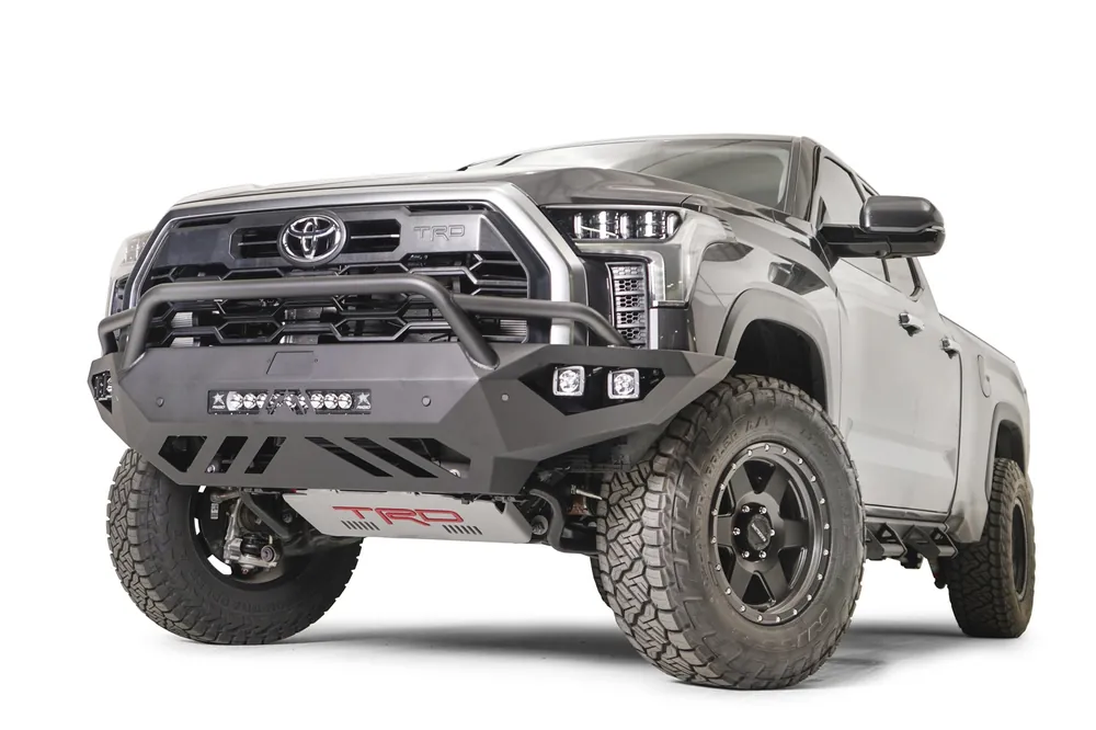 Fab Fours Vengeance Front Bumper - Toyota Tundra (TT22-D5452-1)