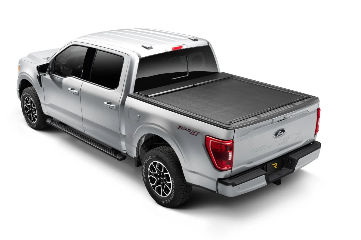 Roll-N-Lock M-Series - 2021-26 Ford F150 8'2" Bed (LG133M)