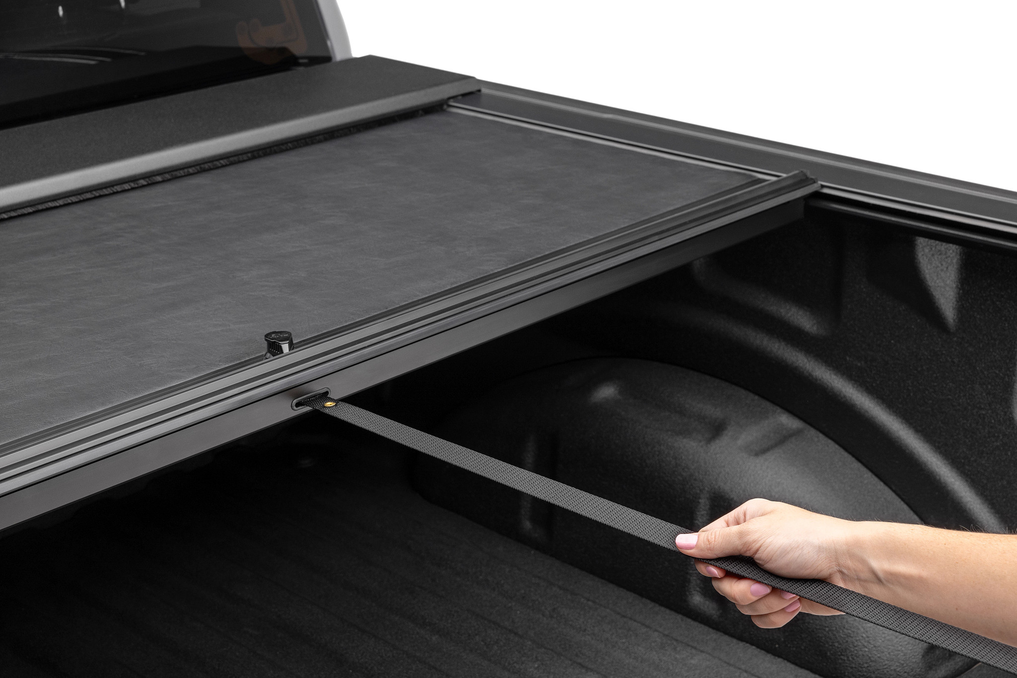 Roll-N-Lock M-Series - 2017-26 Honda Ridgeline 5'4" Bed - product photograph