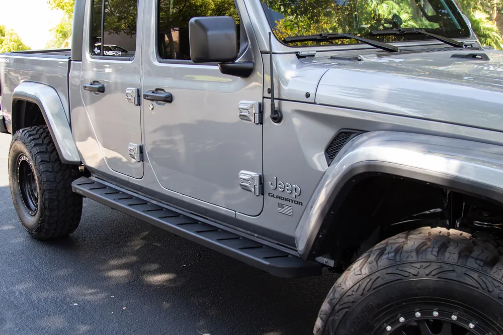 Go Rhino RB10 Slim Running Boards Kit (63451687SPC)