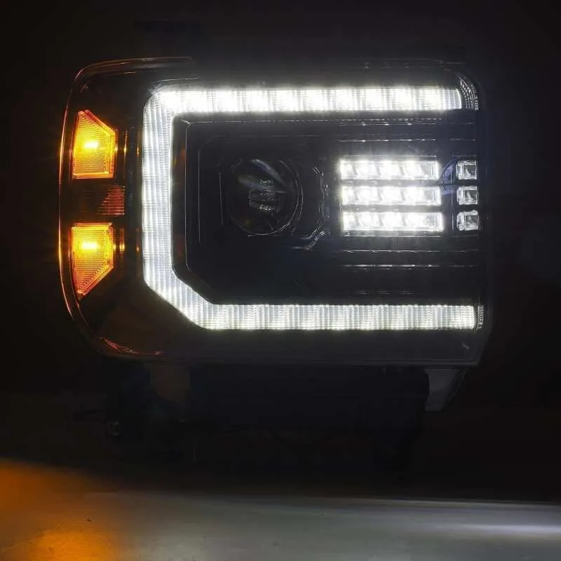 AlphaRex Luxx-Series Projector Headlights (880614)