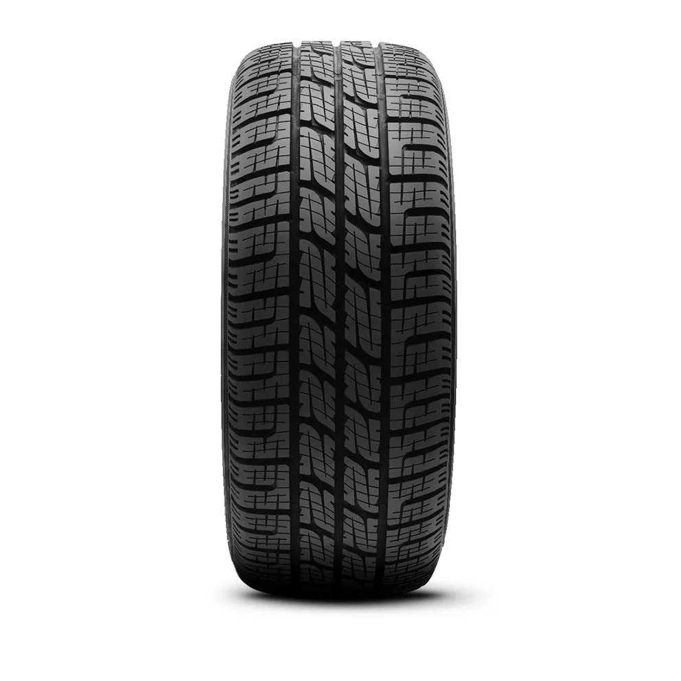 Pirelli Scorpion Zero tire - tread view