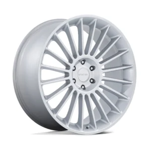 Status ST003 Venti in Gloss Silver - photo may show a different lug count; this part is 5x130
